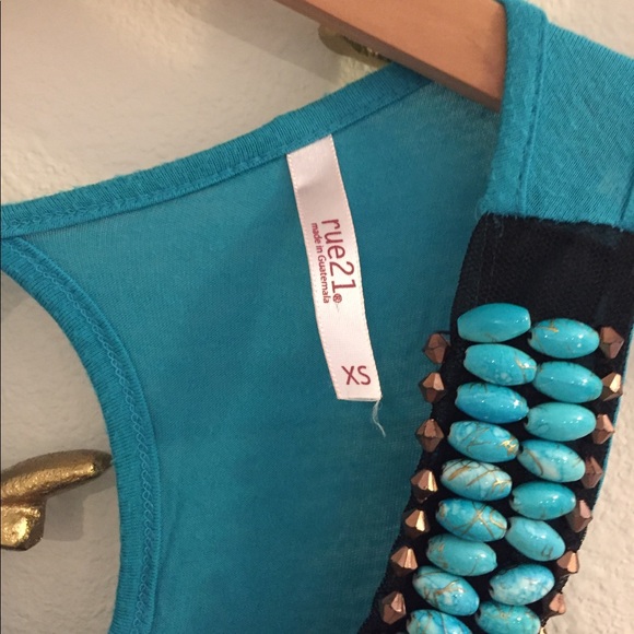 BEADED TOP - Picture 3 of 4